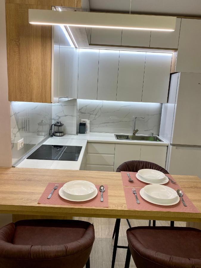 Lovely Apartment Tirana Esterno foto