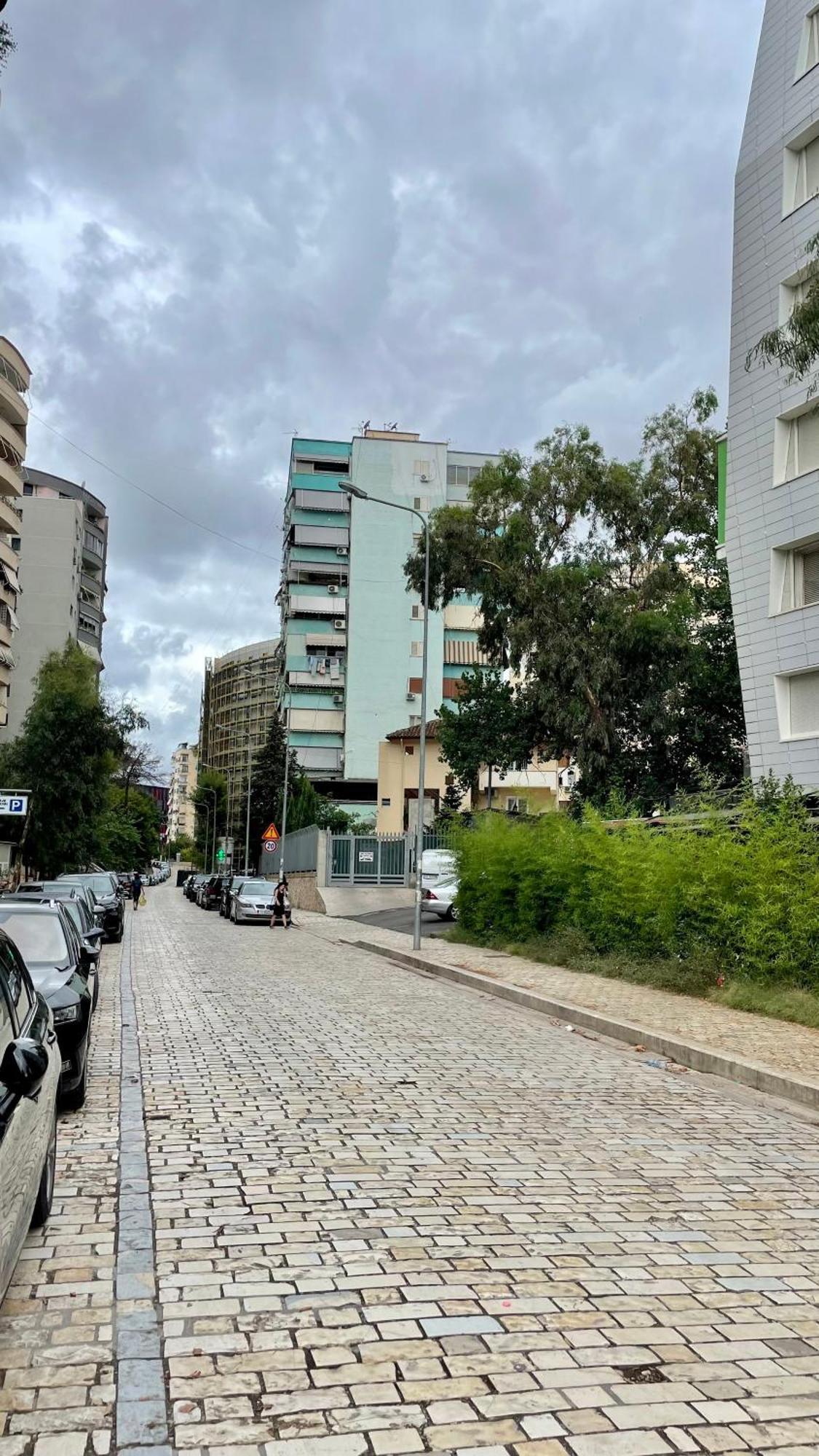 Lovely Apartment Tirana Esterno foto