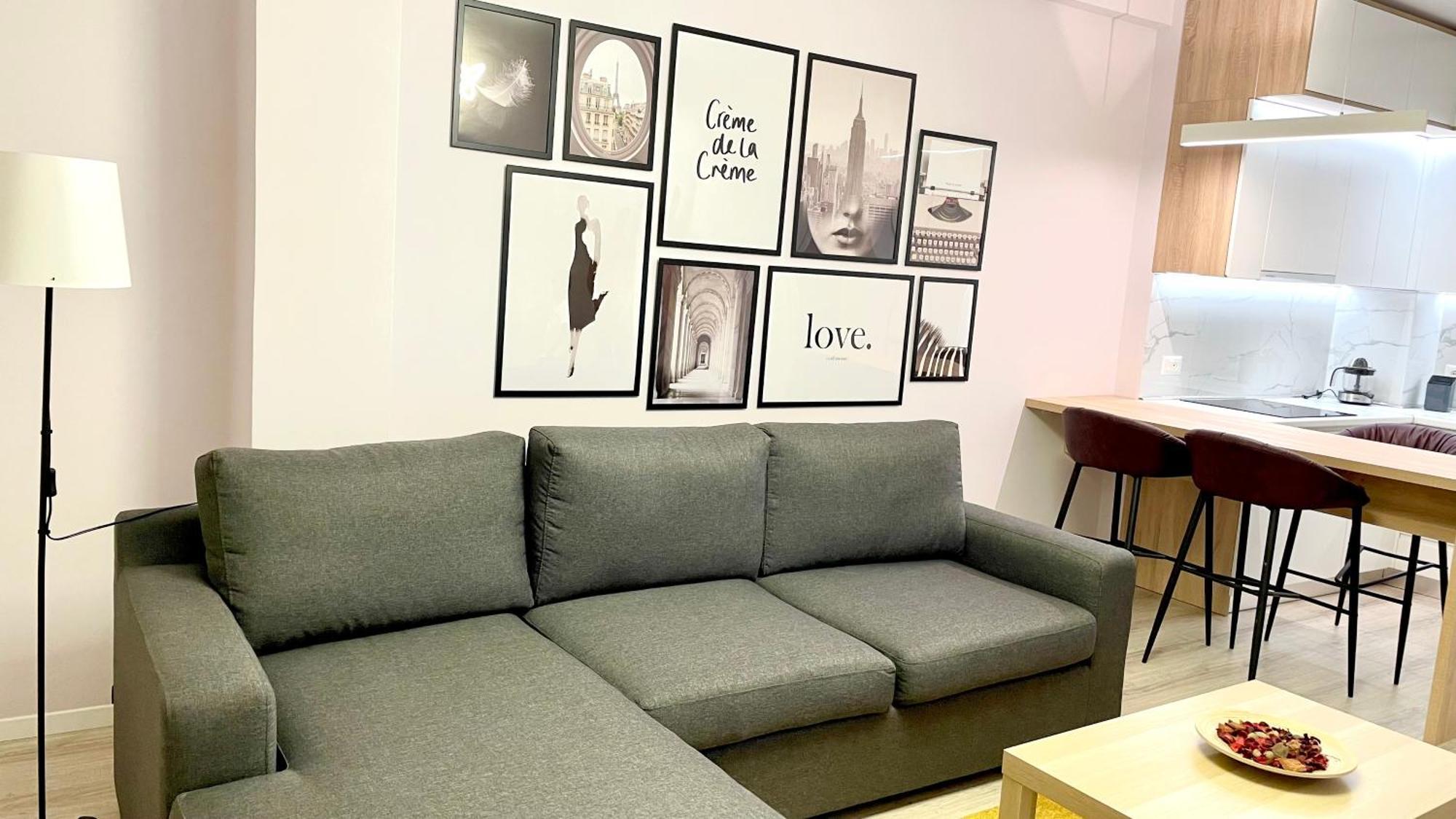 Lovely Apartment Tirana Esterno foto